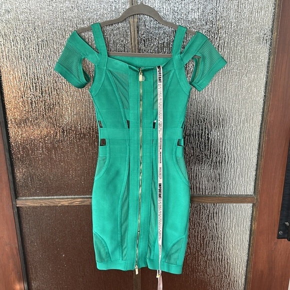 House of CB Caltina Bandage dress in green size XS new with tags. - Picture 6 of 10